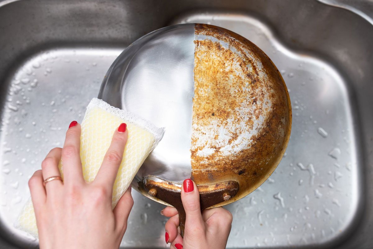 How to Clean Burnt Stainless Steel Pans