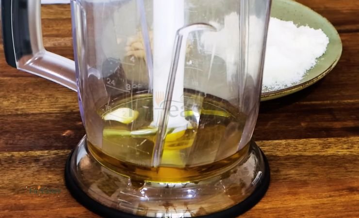 Step 2: Blend the Garlic and Oil