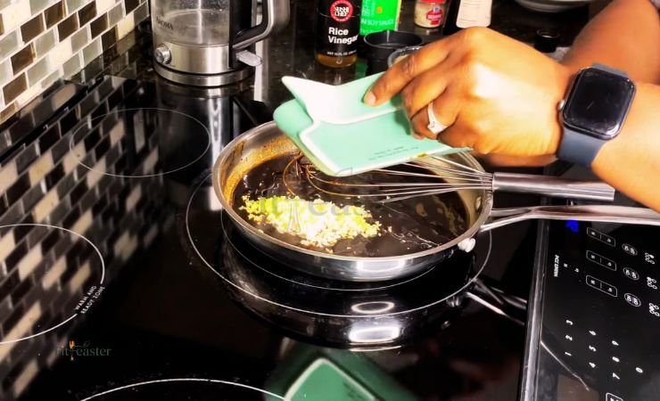 Step 4_ Add Garlic and Ginger