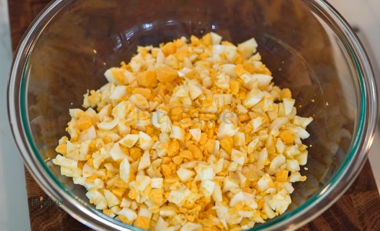 Step 3_ Chop the Eggs