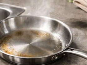 How to Clean the Bottom of Stainless Steel Pans