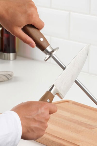 How to Sharpen Kitchen Knives With Rod Control Without Wrecking the Edge