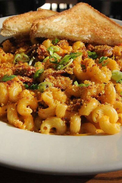 What Goes With Mac and Cheese