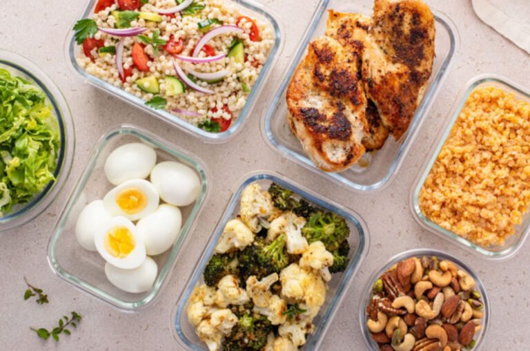 15 High Protein Low Calorie Lunch Ideas (Under 400 Calories)