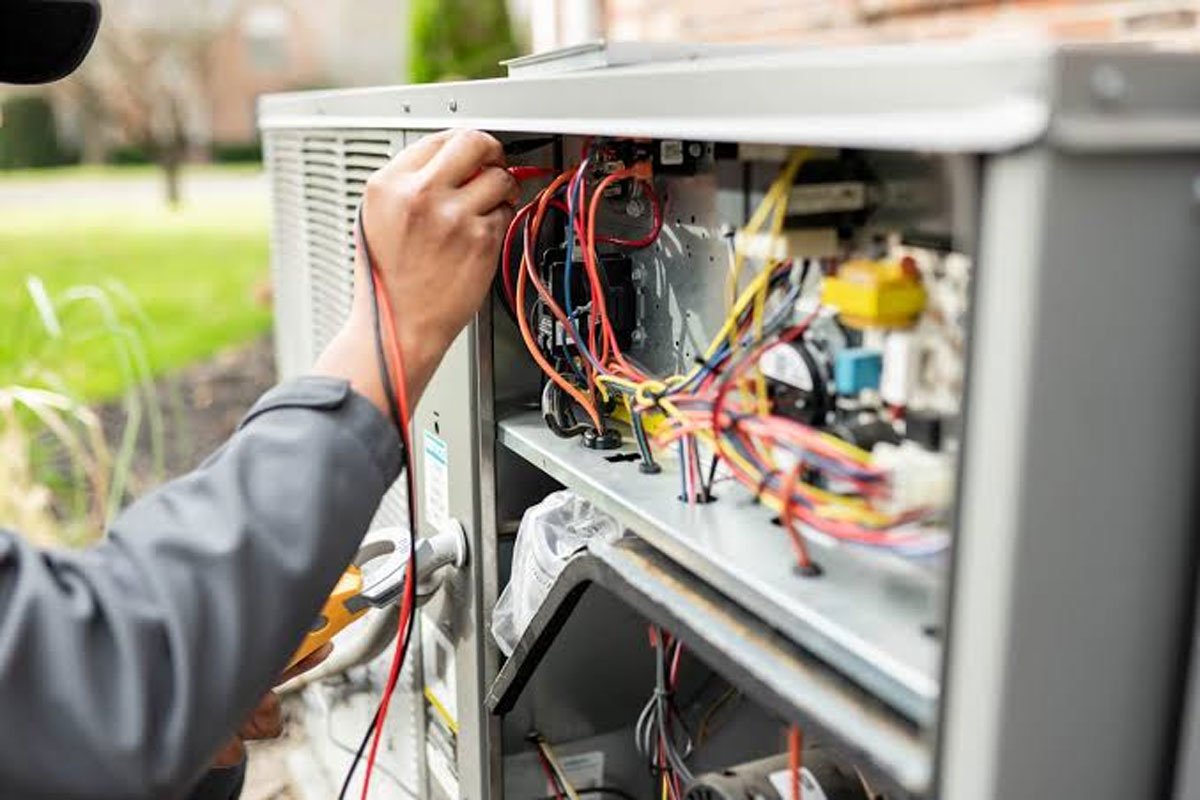 Why Seasonal HVAC Maintenance Service Matters Before Every Weather Change